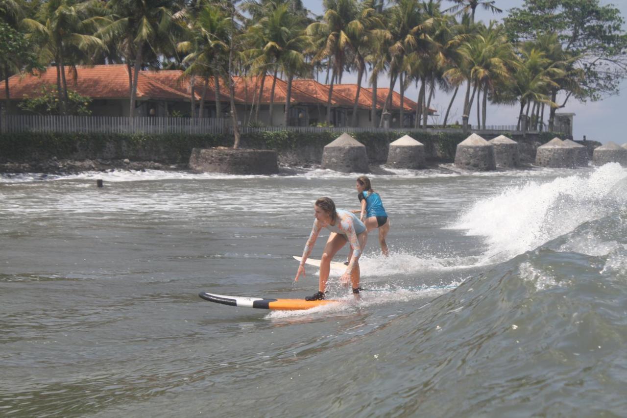 Surfers Villa Medewi Jembrana Exterior foto