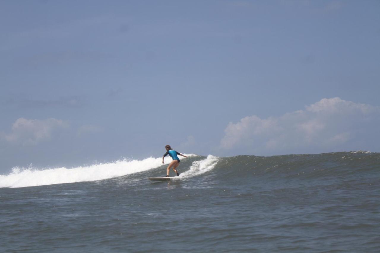 Surfers Villa Medewi Jembrana Exterior foto