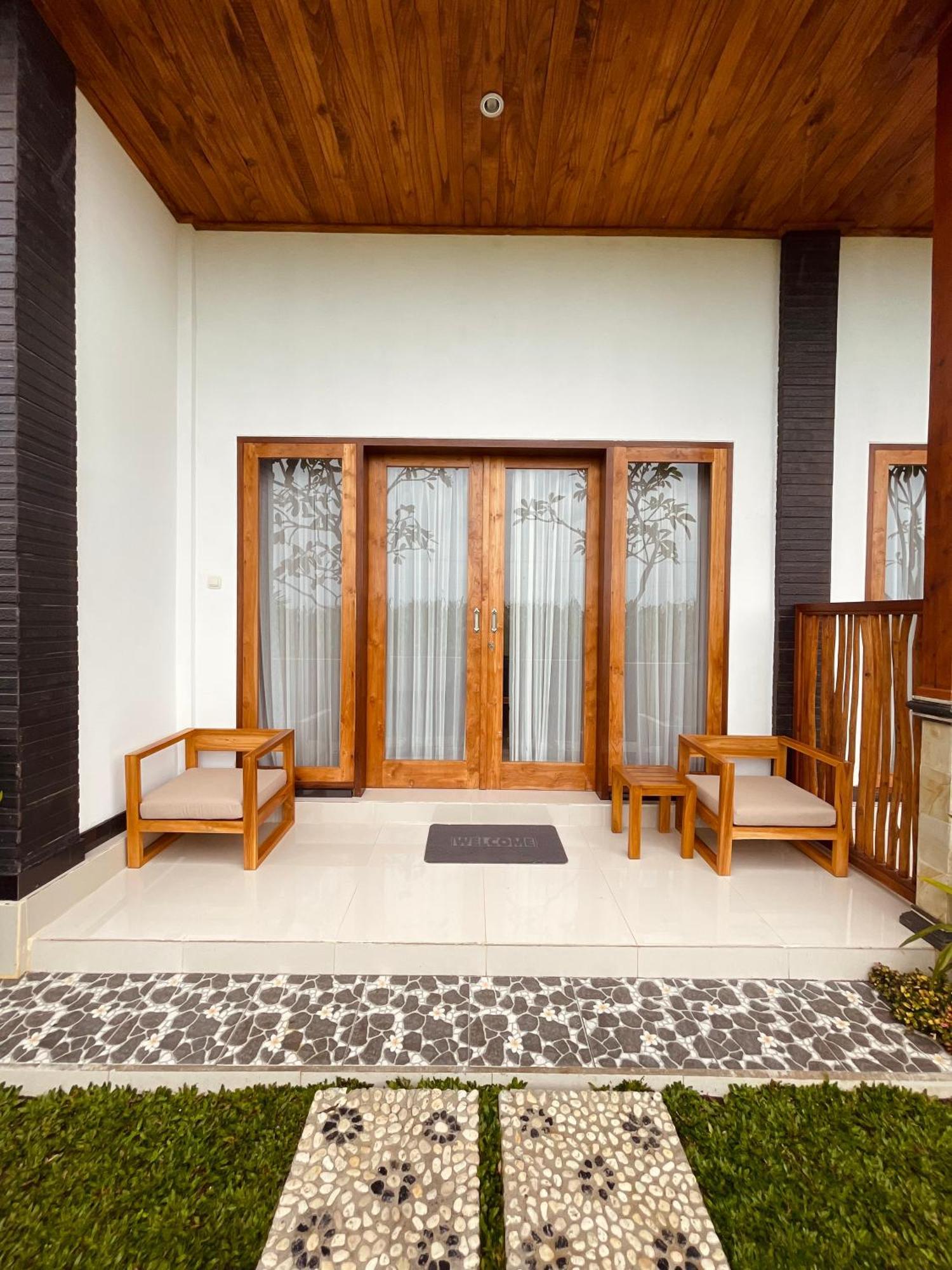 Surfers Villa Medewi Jembrana Exterior foto